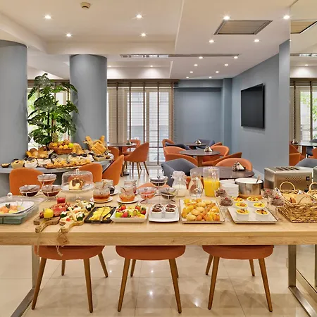 Phidias Hotel