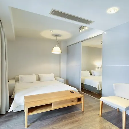 Phidias Hotel 2*
